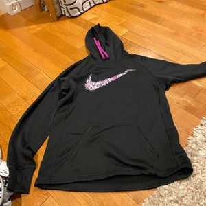 nike sweatshirt